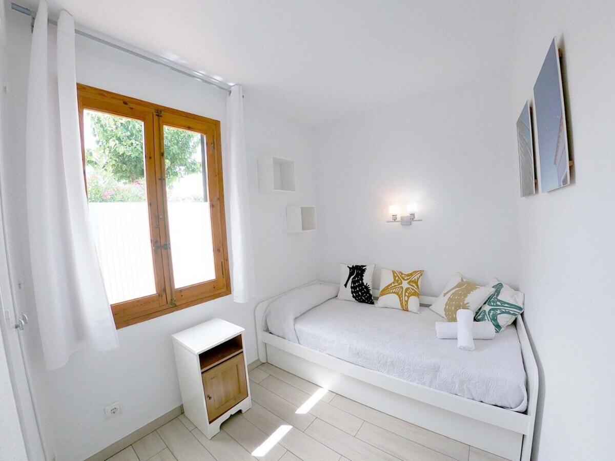 Apartamento ANNVIK - Apartamento cerca de la playa Arenal d'en Castell Exterior foto